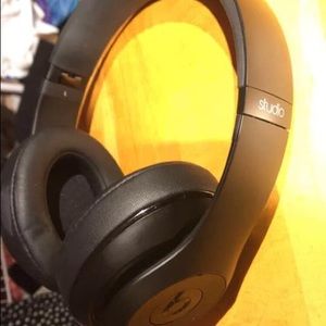 Beats Studio Wireless Headphones